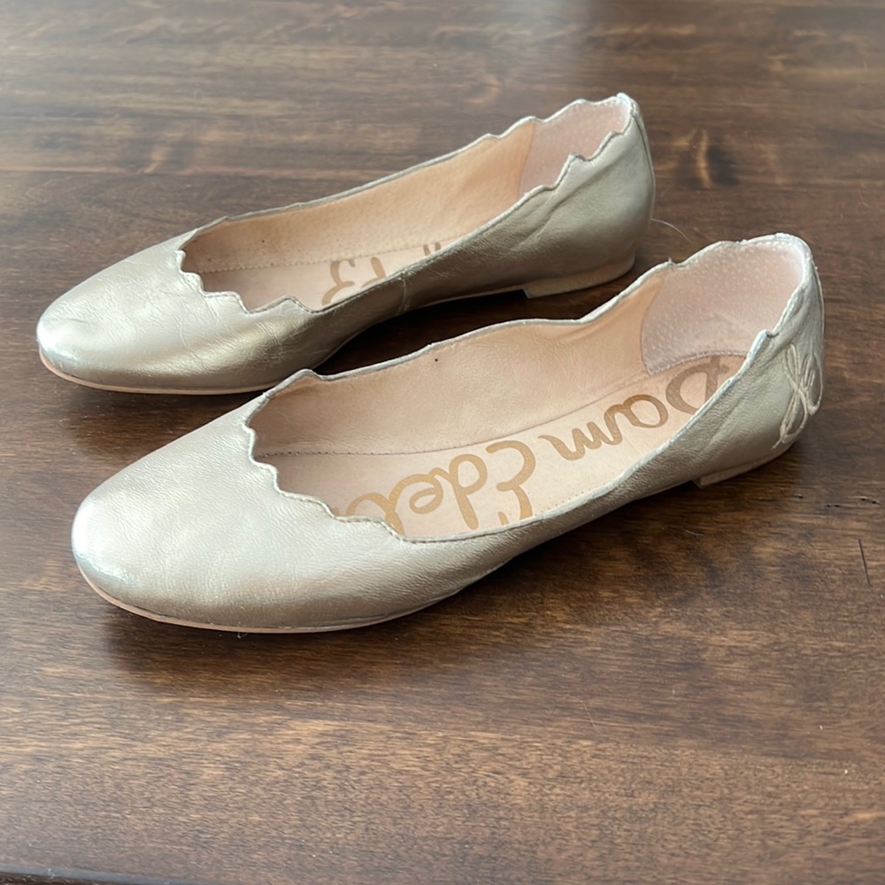 Sam Edelman Augusta 7.M scalloped ballet flat